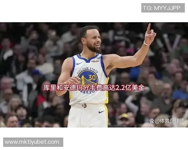 库里中场查看社媒恶评后下半场疯狂发力引发热议 库里中场查看社媒恶评后下半场疯狂发力引发热议