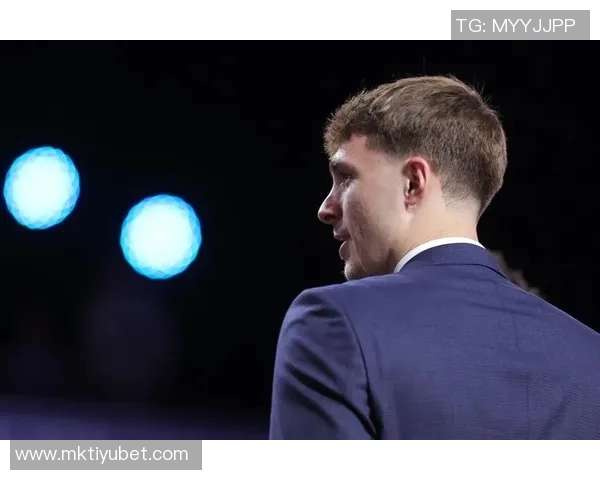 帕金斯分析弗拉格现状称其是邓肯后最独特状元并需转型控卫 帕金斯分析弗拉格现状称其是邓肯后最独特状元并需转型控卫