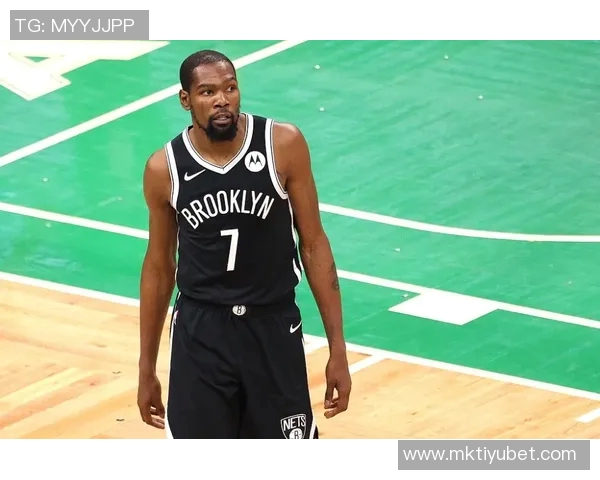 格雷森阿伦状态火热近三场场均24分助攻和抢断表现抢眼正负值高达19