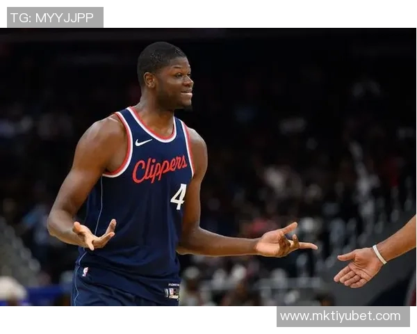 猛龙队宣布裁掉2018年6号秀穆罕默德班巴正式告别球队